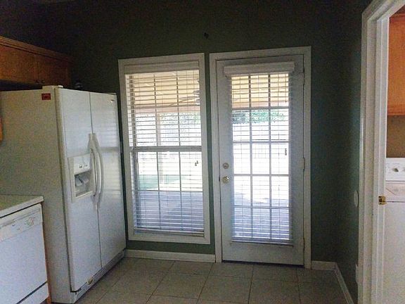 5th image of 6968 Sandfield Dr