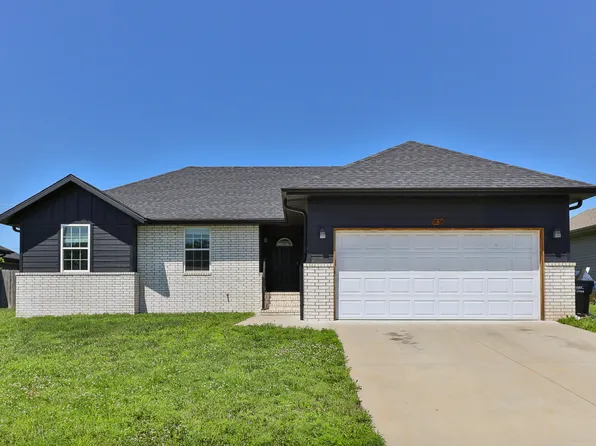 1053 S Christopher Ave, Springfield, MO 65802