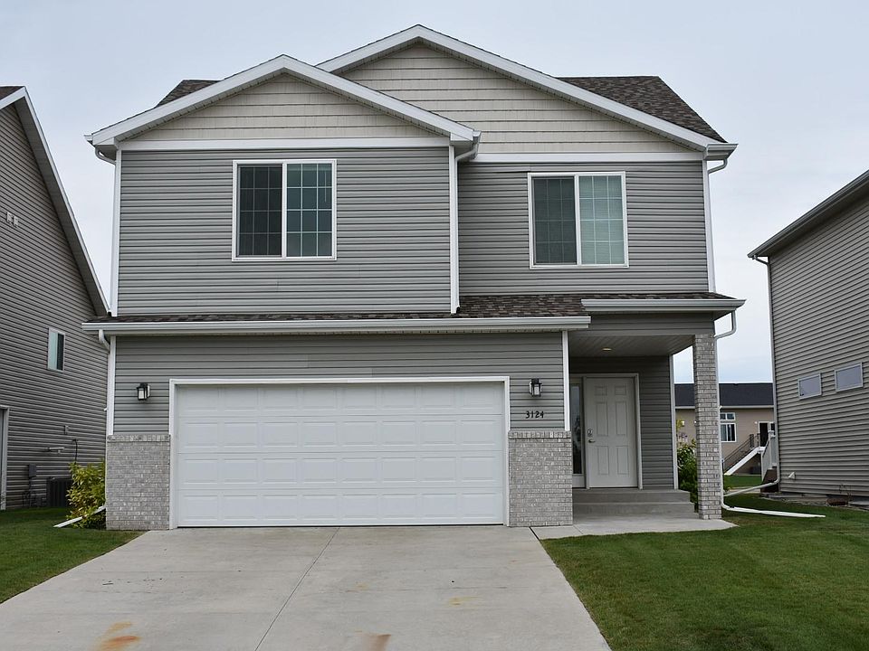 1st image of 3124 Foxtail Dr E