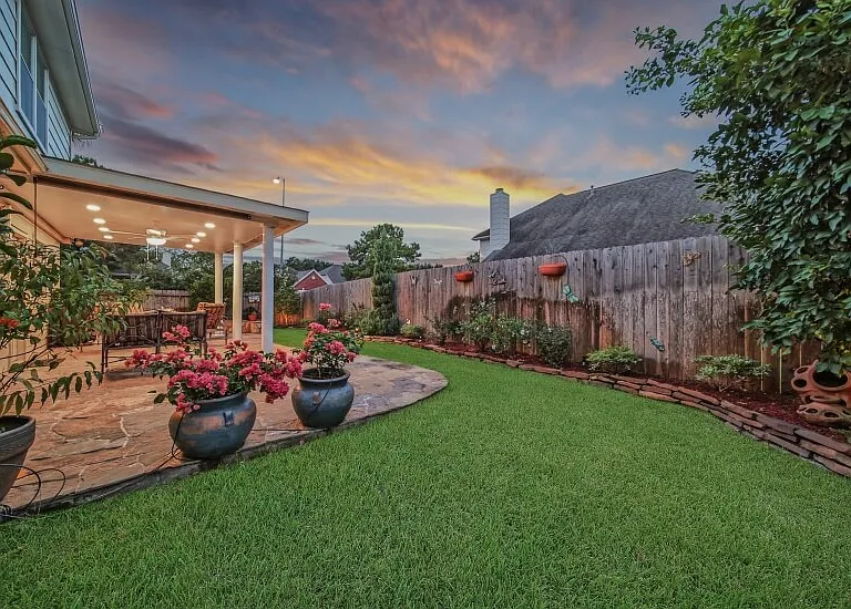 9514 Trailing Moss Dr — Photo 32