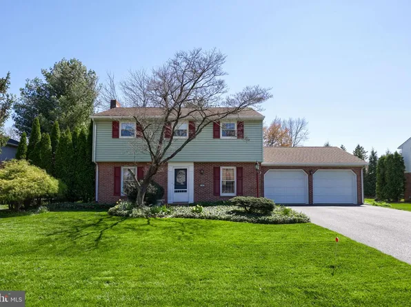 24 Blaine Ave, Leola, PA 17540