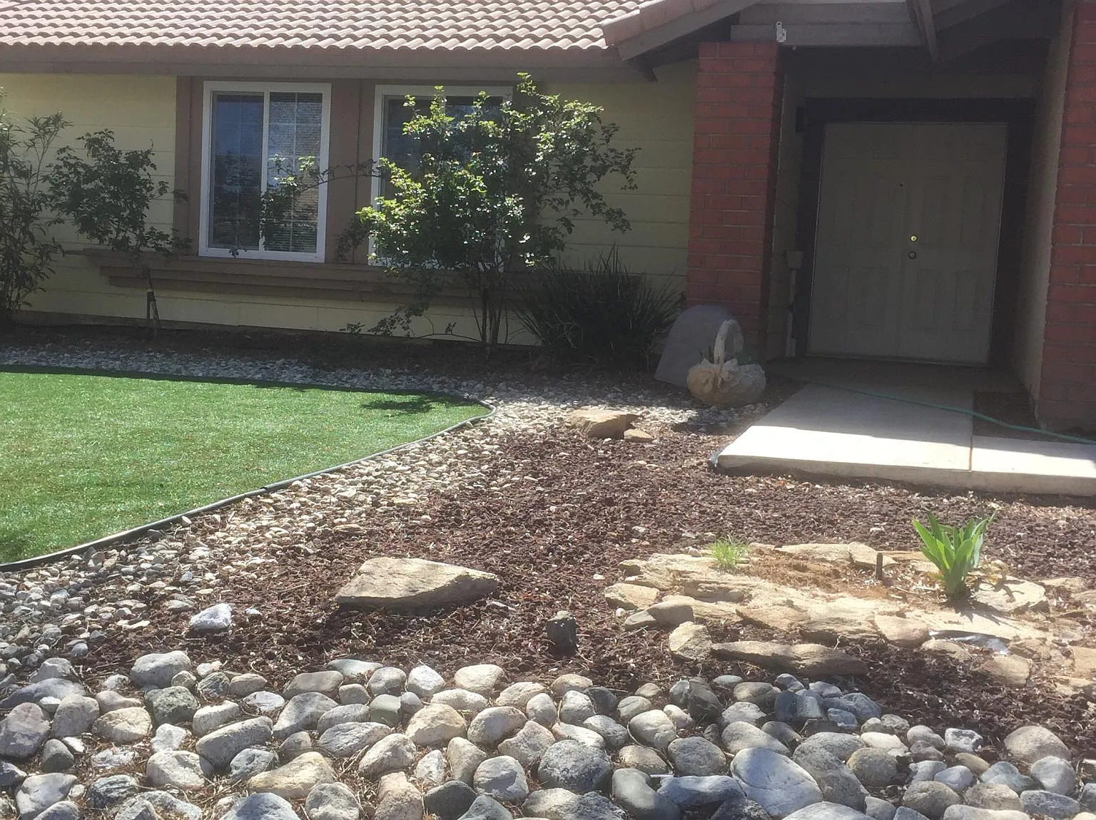 3 bed, 1415 sqft, $2,900 — Photo 2