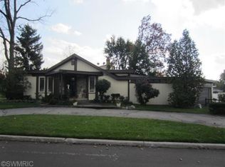 527 Lakeview Ave, Battle Creek, MI 49015
