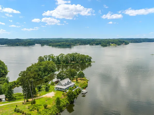 168 Layke Pointe, Clanton, AL 35046