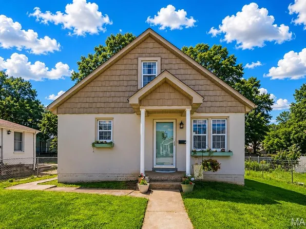 206 Magnolia Ave, Waterloo, IL 62298
