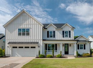 374 Yucca Ln, Wilmington, NC 28412