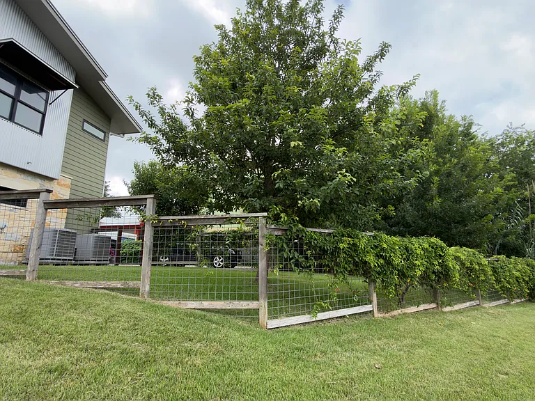 2117 Pershing Dr — Photo 37