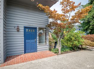 7514 E Side Dr NE, Tacoma, WA