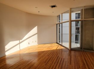428 S 13th St #203, Philadelphia, PA 19147