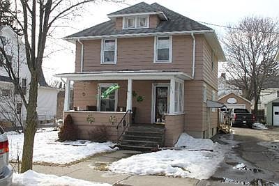 1st image of 917 Bridgman St