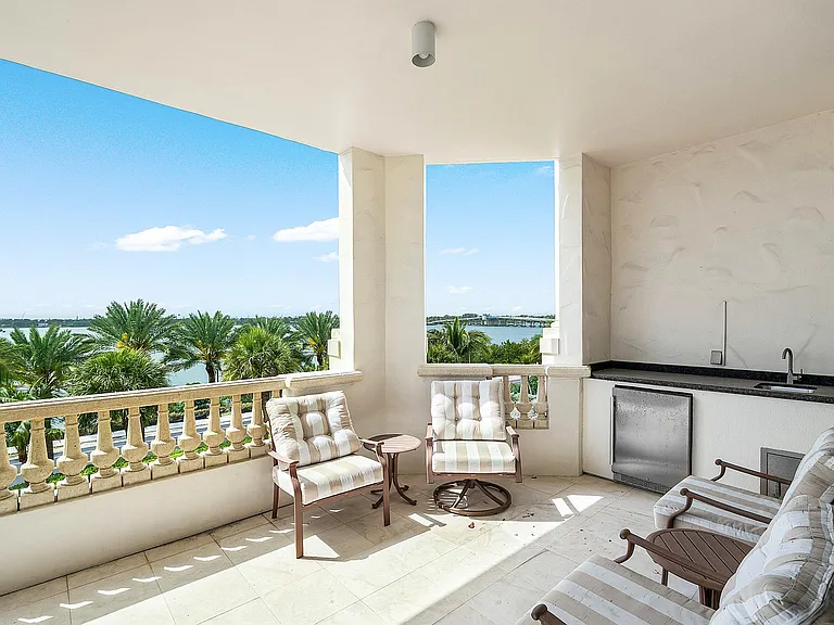 3000 S Ocean Blvd #402 — Photo 15