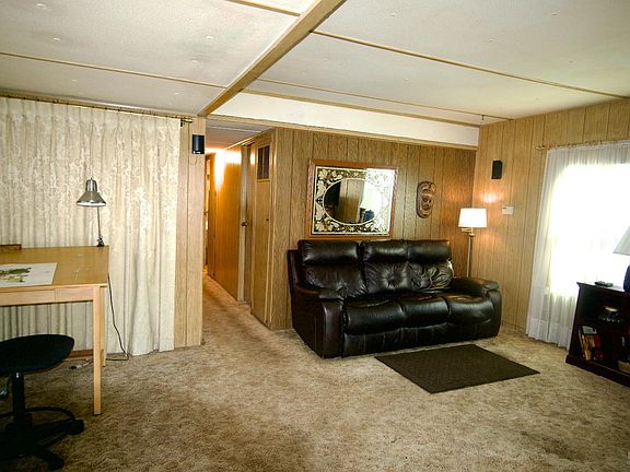 3rd image of 86 Coronado Circle