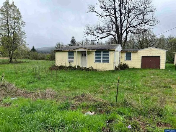 46420 Lyons Mill City Dr, Lyons, OR 97358