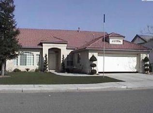 2753 Celeste Ave, Clovis, CA 93611