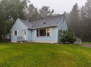 2726 Trinity Rd, Duluth, MN 55811