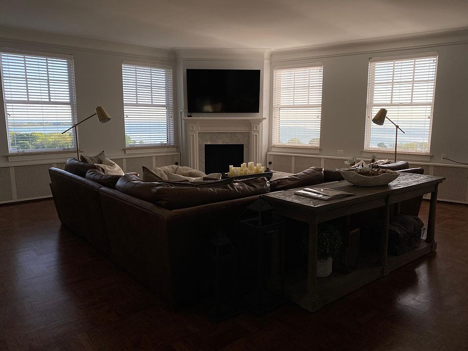 1st image of 3270 N Lake Shore Dr APT 14B