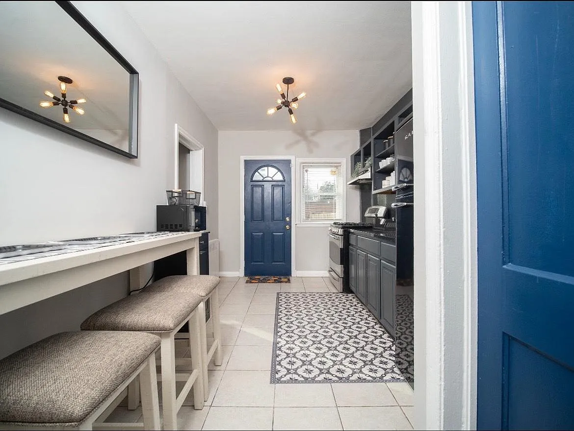 4024 Hillen Road - Rooms for Rent — Photo 2
