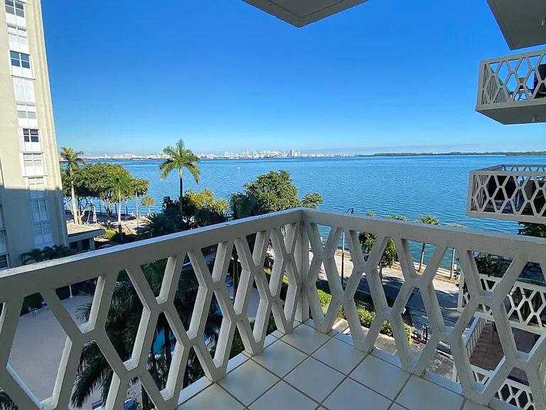 1430 Brickell Bay Dr #603 — Photo 19