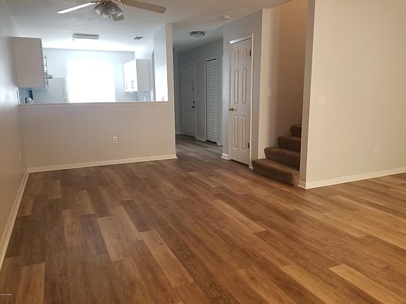 5th image of 3552 Forest Branch Dr APT D