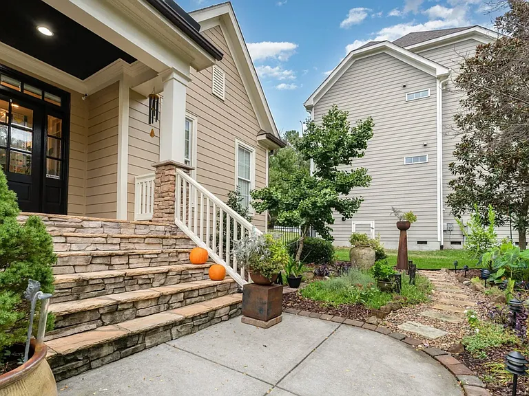 524 Summer Harvest Ct — Photo 2
