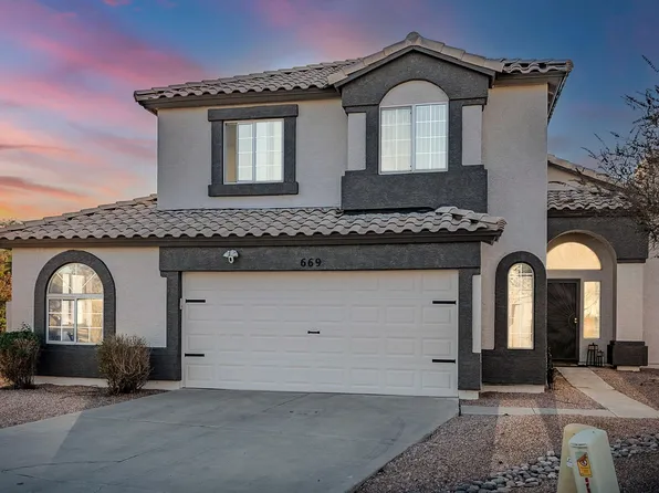 669 S SADDLE Street, Gilbert, AZ 85233