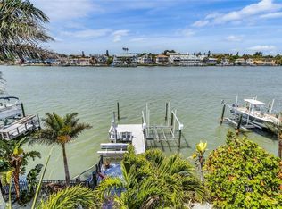 375 Harbor Dr S, Indian Rocks Beach, FL 33785