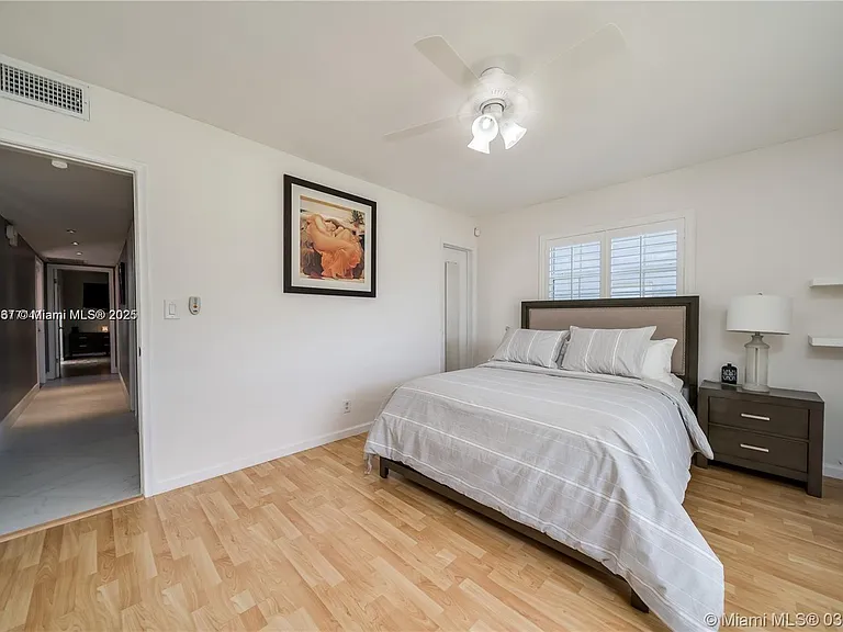1309 Funston St — Photo 16
