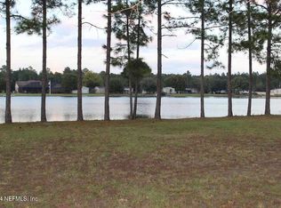 5259 Hammock Lake Dr, Jacksonville, FL 32226