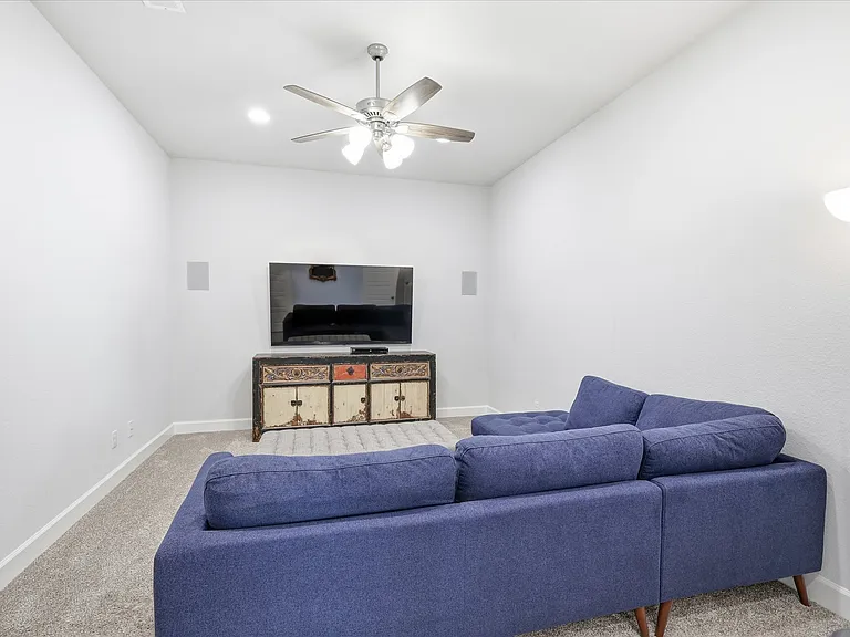 704 Pony Foot Dr — Photo 26