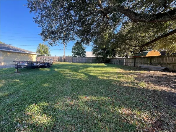 2517 Lawrence St, Meraux, LA 70075