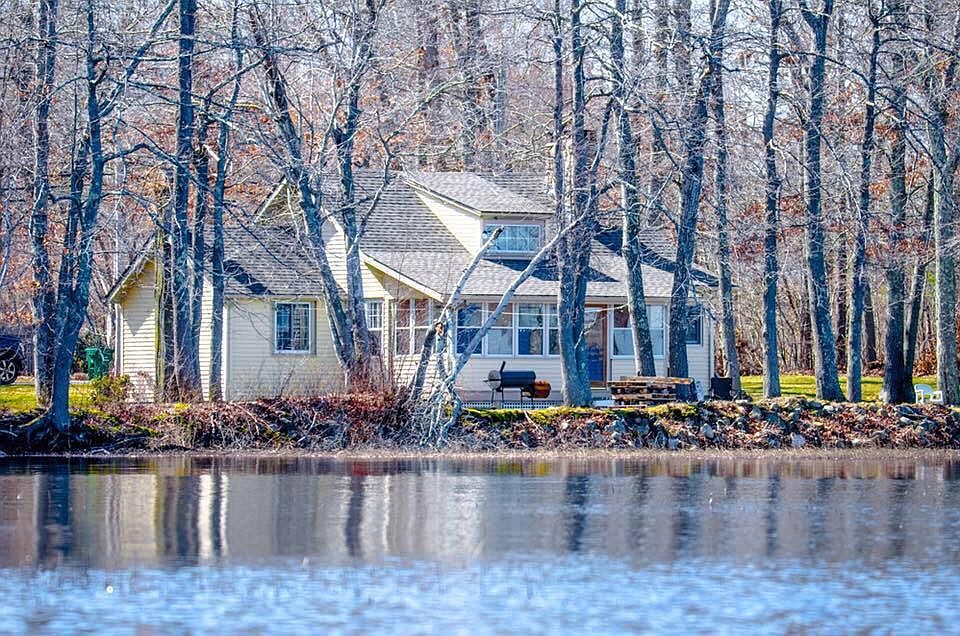 view from Wordens pond