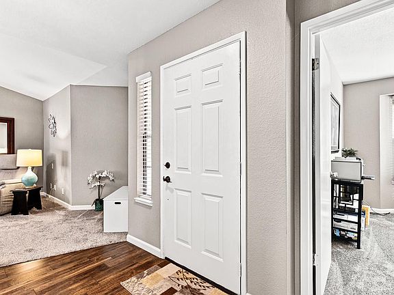 5th image of 5406 Sitka Ct