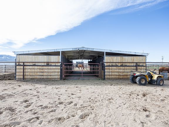 5th image of 1981 S Main St