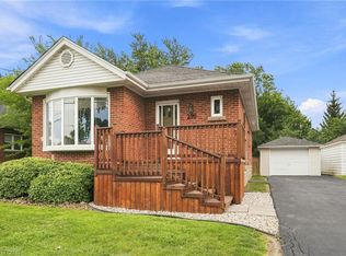 299 W 5th St, Hamilton, ON L9C 3P2