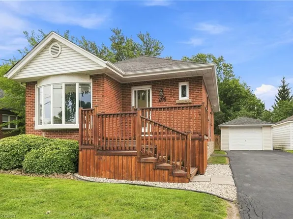 299 W 5th St, Hamilton, ON L9C 3P2