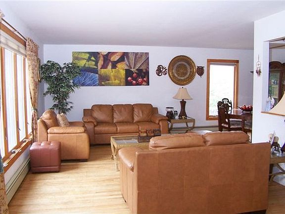 4th image of 17 Criss St