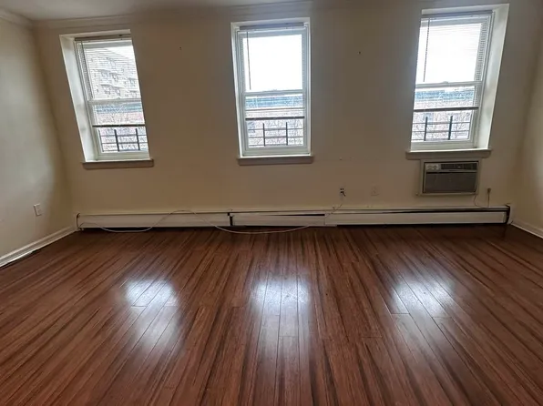 60 East 118th Street image 1 of 14