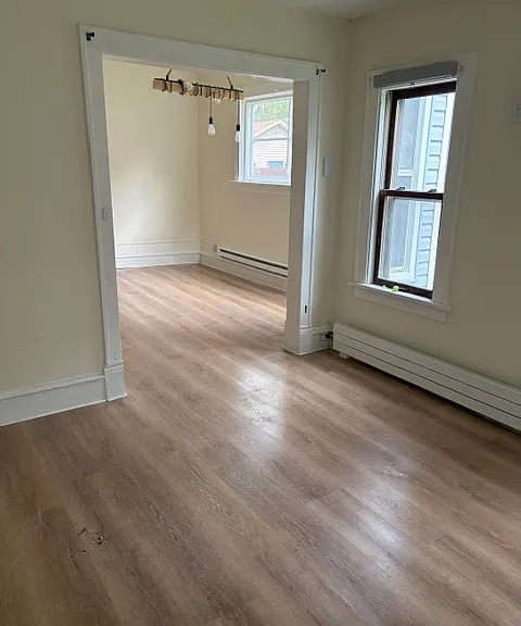 Charles Ave — Photo 2