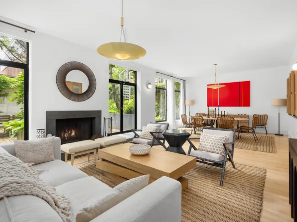 134 Charles Street image 1 of 9