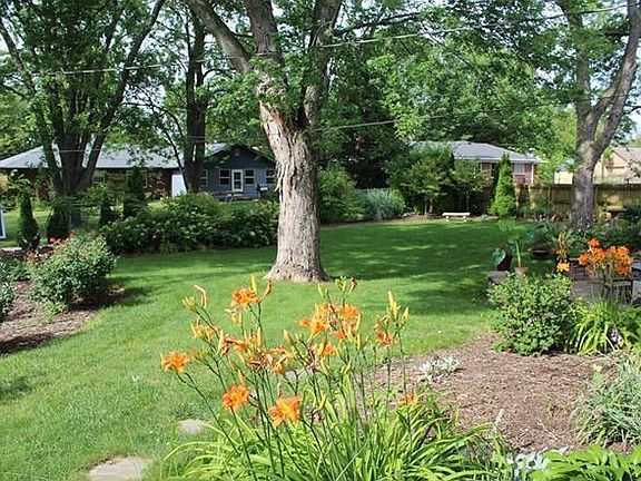 5th image of 810 Knollwood Dr