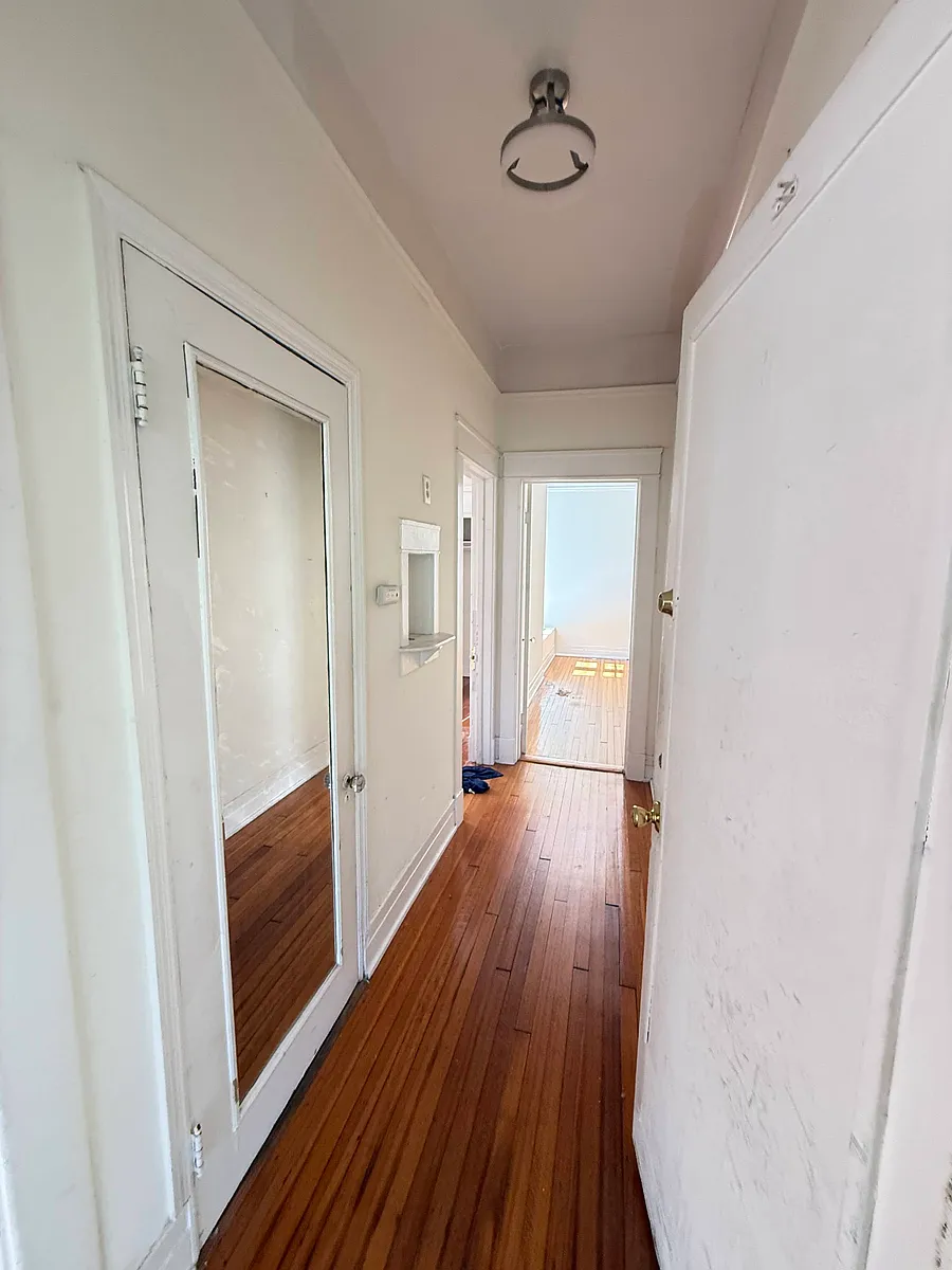 Building Photo - 4620 Saint Charles Ave #G