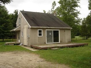 10330 Klees Rd, Crystal, MI 48818