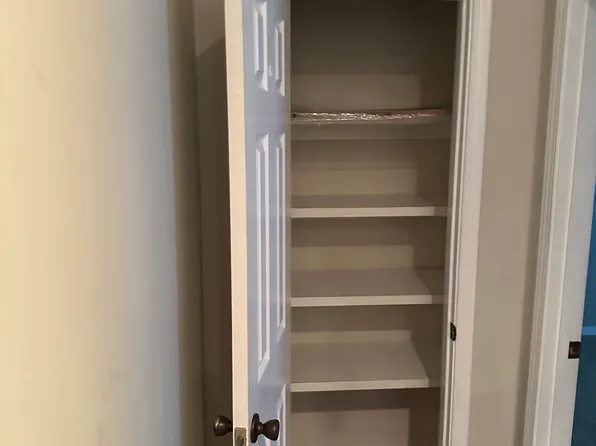 5448 Henning Dr W, Mobile, AL 36619