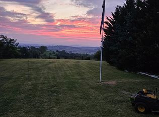 3097 Hobby Horse Ln, Broadway, VA 22815