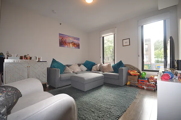 Rented by Corcoran | media 37