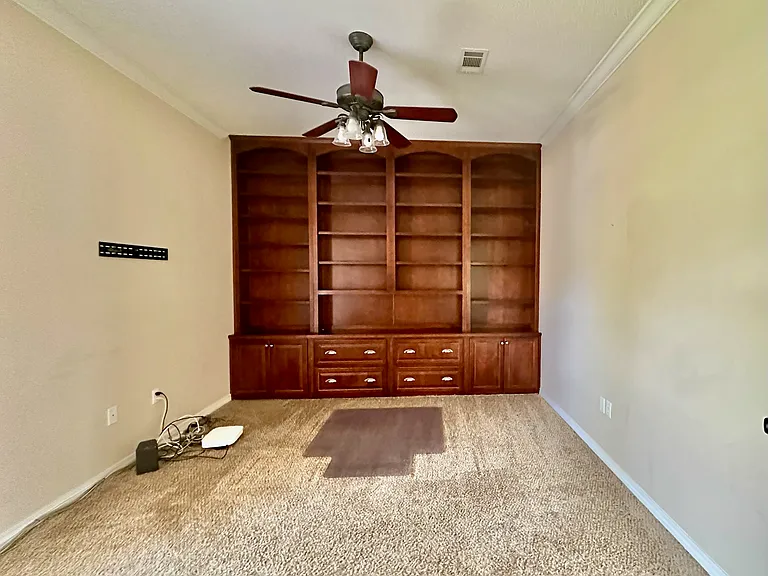 4025 Lauren Ct — Photo 4