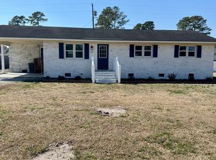 112 Allison St, Rose Hill, NC 28458
