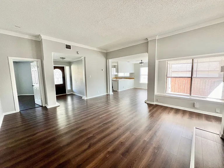 8626 Serene Ridge Dr — Photo 6