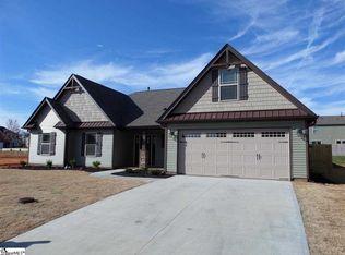 5 Dunsborough Dr, Simpsonville, SC 29680