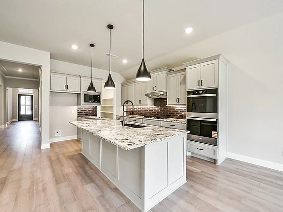 Homesite 1322 kitchen